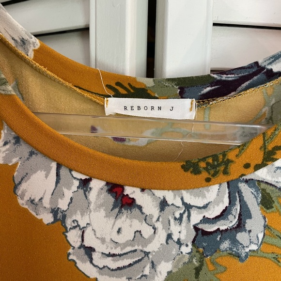 Reborn J boutique style dress - Picture 3 of 3